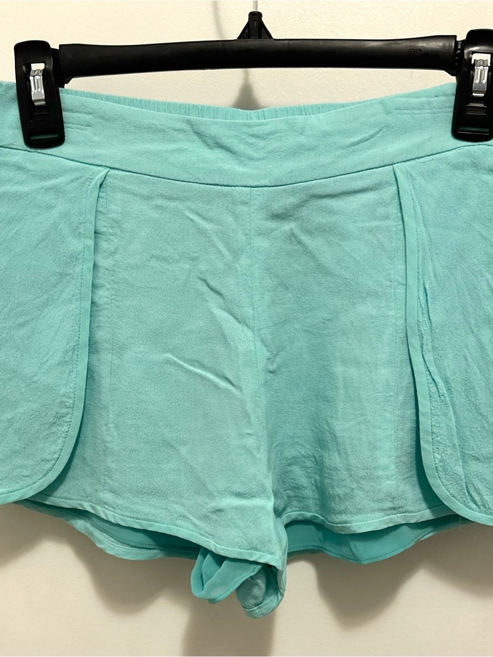 Wilfred Silk & Crepe Pull On Lined Shorts S Hot Pants Seafoam Aqua Summer